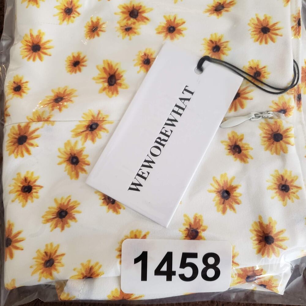 NWT WeWoreWhat 90s Style Yellow Ditsy Daisies Floral Mini Satin Slip Skirt M - Picture 14 of 14